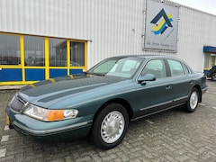 Lincoln Continental - 4.6 Nederlandse auto