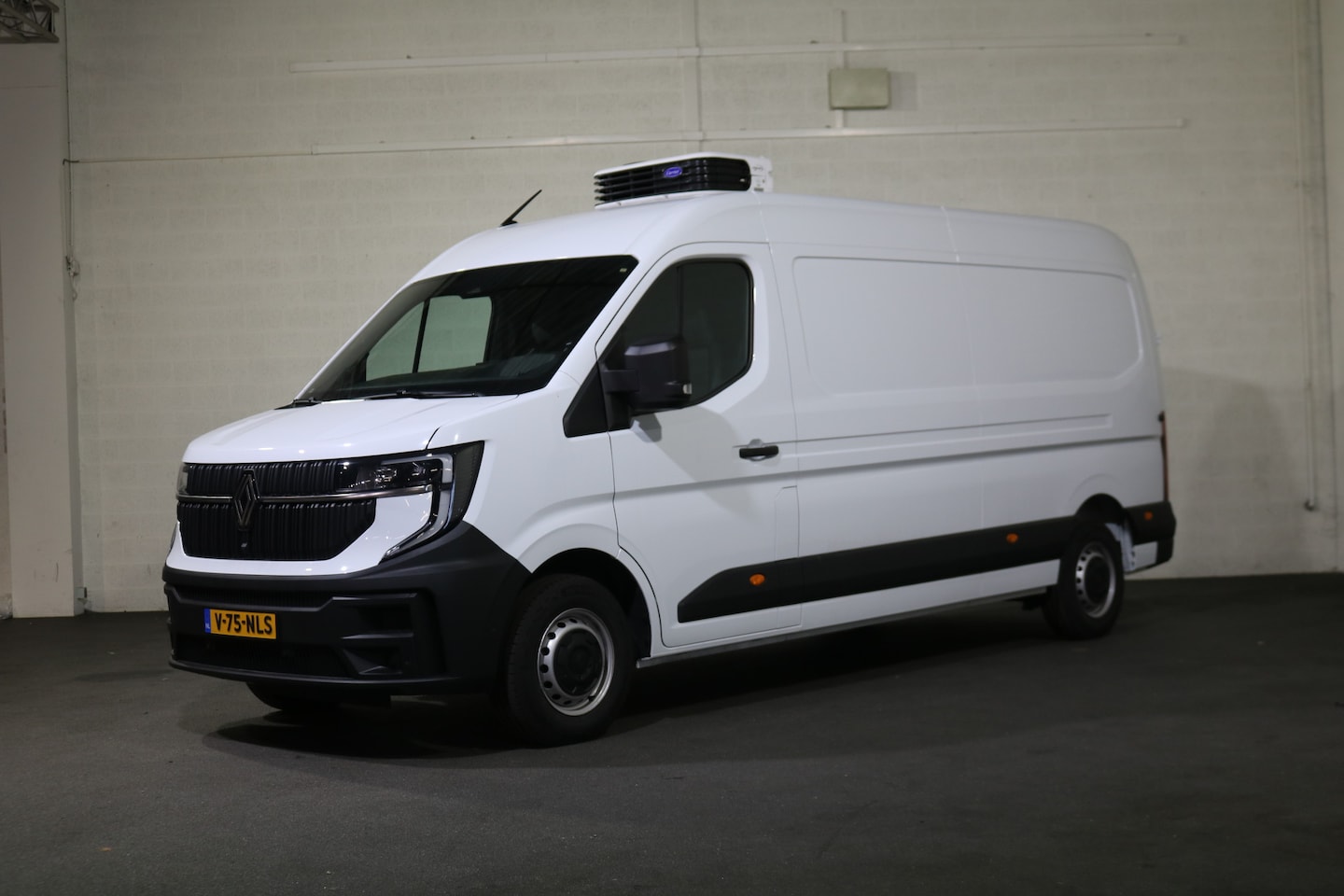 Renault Master - 2.0 dCi 150pk L3 H2 Koelwagen Vrieswagen Dag en Nacht - AutoWereld.nl