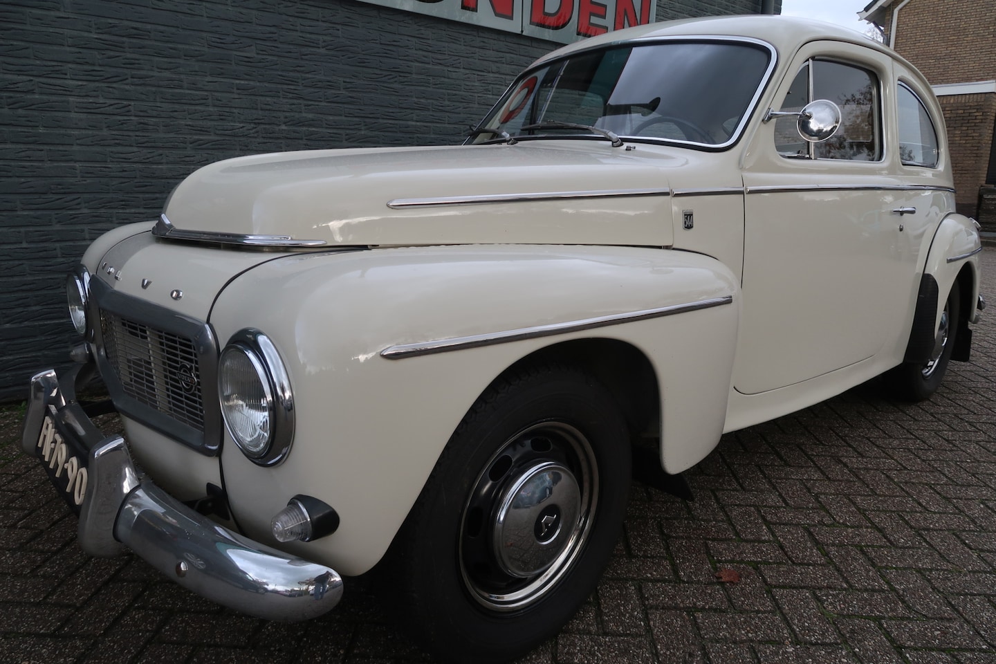 Volvo PV544 - C PV544 Volvo PV544 1965 – Een volledig profesioneel gerestaureerde klassieker. - AutoWereld.nl