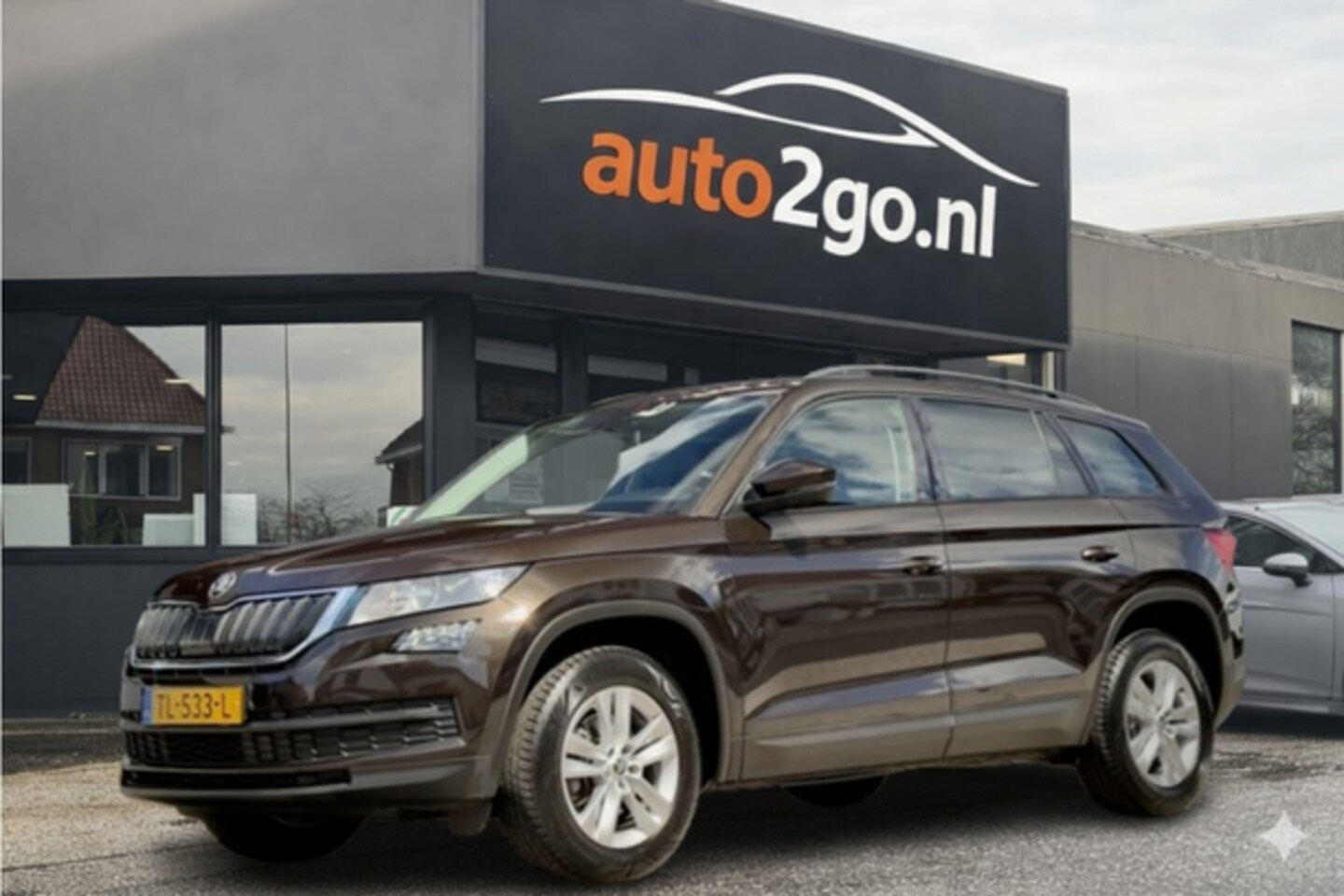 Skoda Kodiaq - 1.4 TSI AUT6 7PERSOONS VOL-LEDER NAVI CAMERA APPLE-CARPLAY LED LMV PDC - AutoWereld.nl