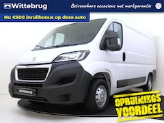 Peugeot Boxer - 2.2 BlueHDi 120PK L2H2 3.3t Apple Carplay | Camera | Vloer en Lat om lat | Trekhaak |