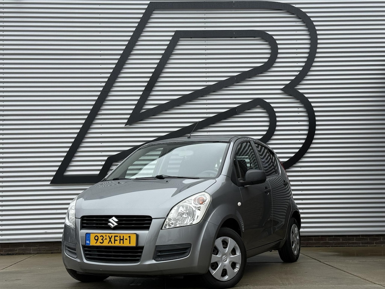 Suzuki Splash - 1.0 VVT Base Weinig KM,Dealer Onderhouden,Zeer Zuinig,N.A.P,Nieuwe Apk bij Aflevering - AutoWereld.nl