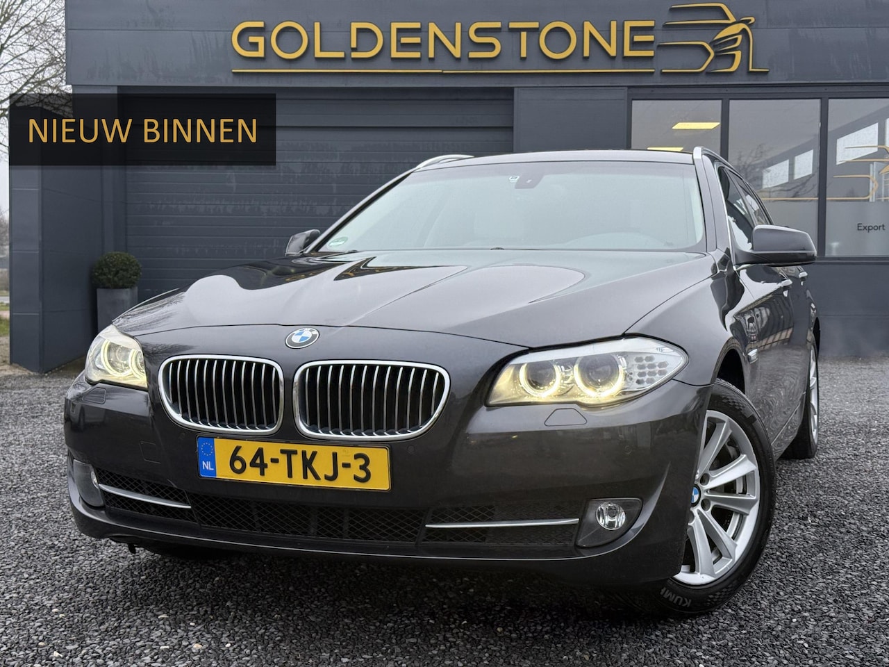 BMW 5-serie Touring - 520i High Executive 2e Eigenaar,Navi,Leder,Automaat,Dealer Onderhouden,Elekt.Stoelen,Pdc V - AutoWereld.nl