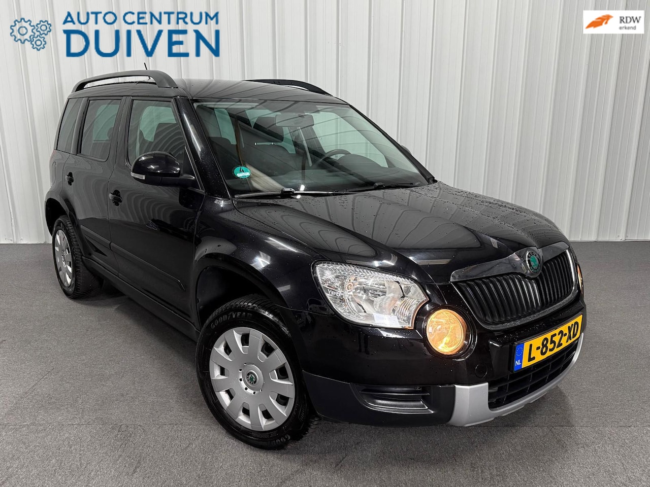 Skoda Yeti - 1.2 TSI Ambition | Airco | Trekhaak | Stoelverwarming - AutoWereld.nl