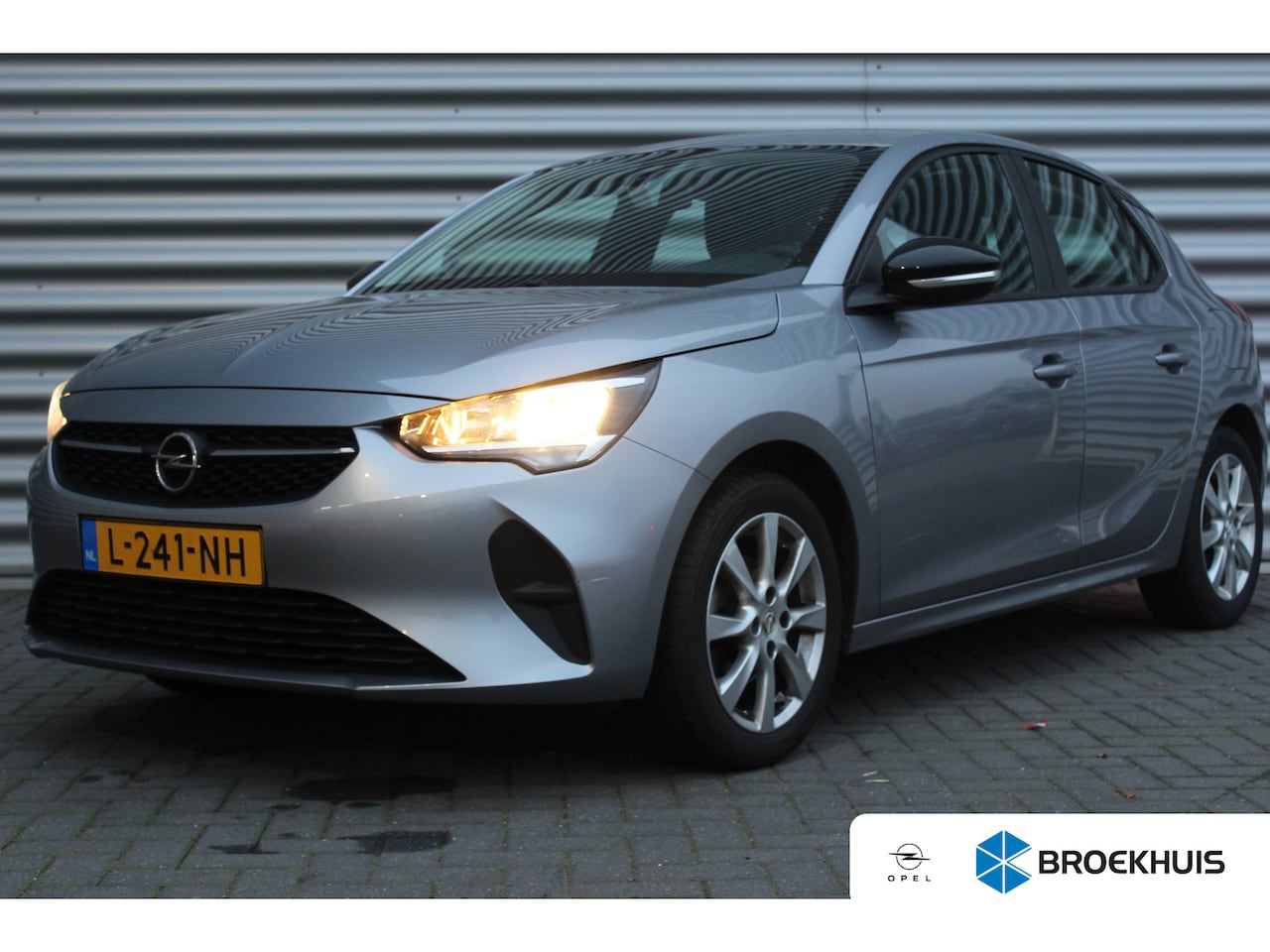 Opel Corsa - 1.2 75PK EDITION+ / NAVI / AIRCO / LED / PDC / 16" LMV / BLUETOOTH / CRUISECONTROL !! - AutoWereld.nl