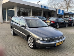 Volvo V70 - 2.5T AWD Aut Titanium ed. Leder Xenon