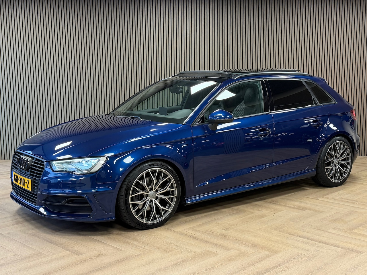 Audi A3 Sportback - 1.4 e-tron PHEV Ambition Pro Line plusAUT. B&O PANO PARKEERSENSOREN VOOR EN ACHTER NAVI AI - AutoWereld.nl