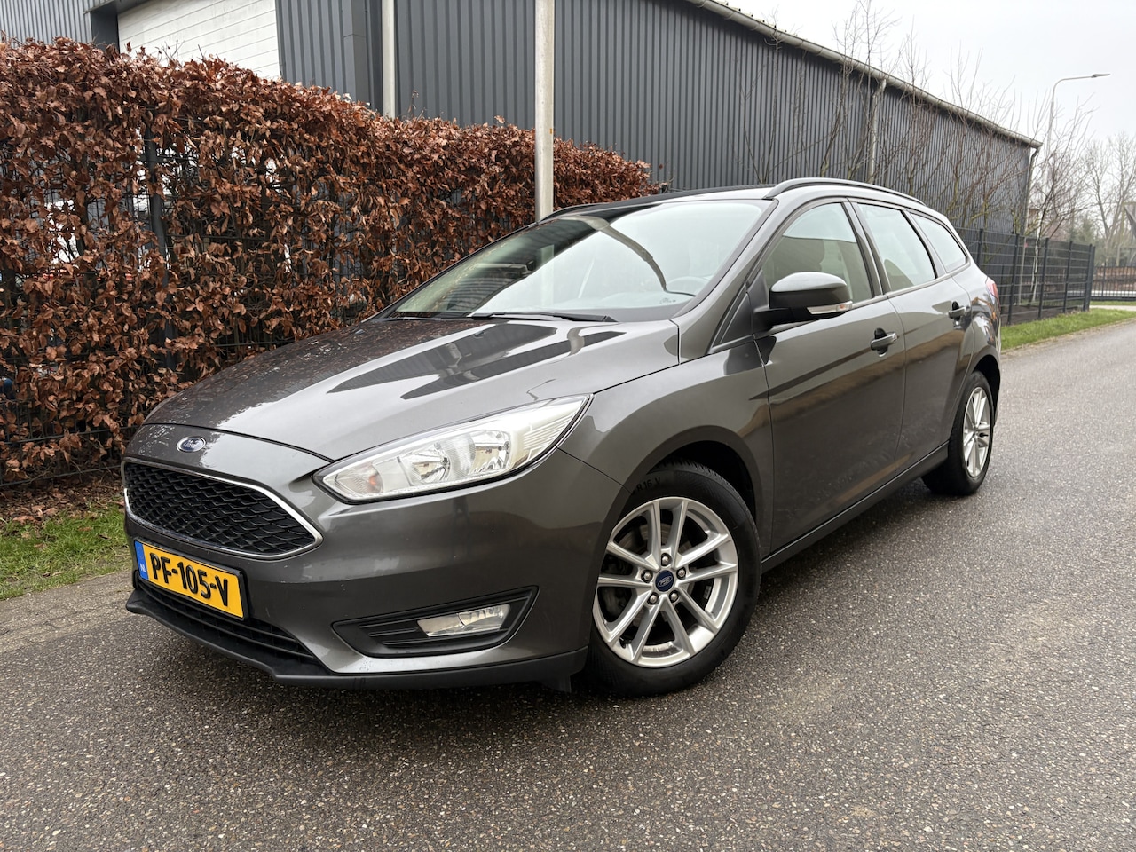 Ford Focus Wagon - 1.0 Lease Edition / AIRCO / CRUISE / NAVI / 160dkm! NAP! - AutoWereld.nl