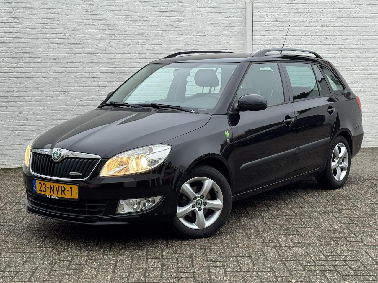 Skoda Fabia Combi - 1.2 TDI Greenline Cruise Airco Radio Elektr. bed. ramen voor Mistlampen voor - AutoWereld.nl