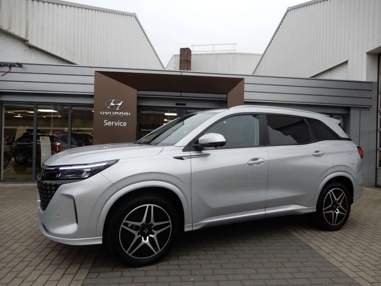 DFSK E5 - 1.5 PHEV L2 | 7-persoons | offcieel DFSK dealer ! | direct lever - AutoWereld.nl