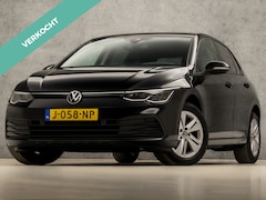 Volkswagen Golf - 1.0 TSI Sportline (DIGITAL DASHBOARD, TREKHAAK, KEYLESS START, LED KOPLAMPEN, GETINT GLAS,