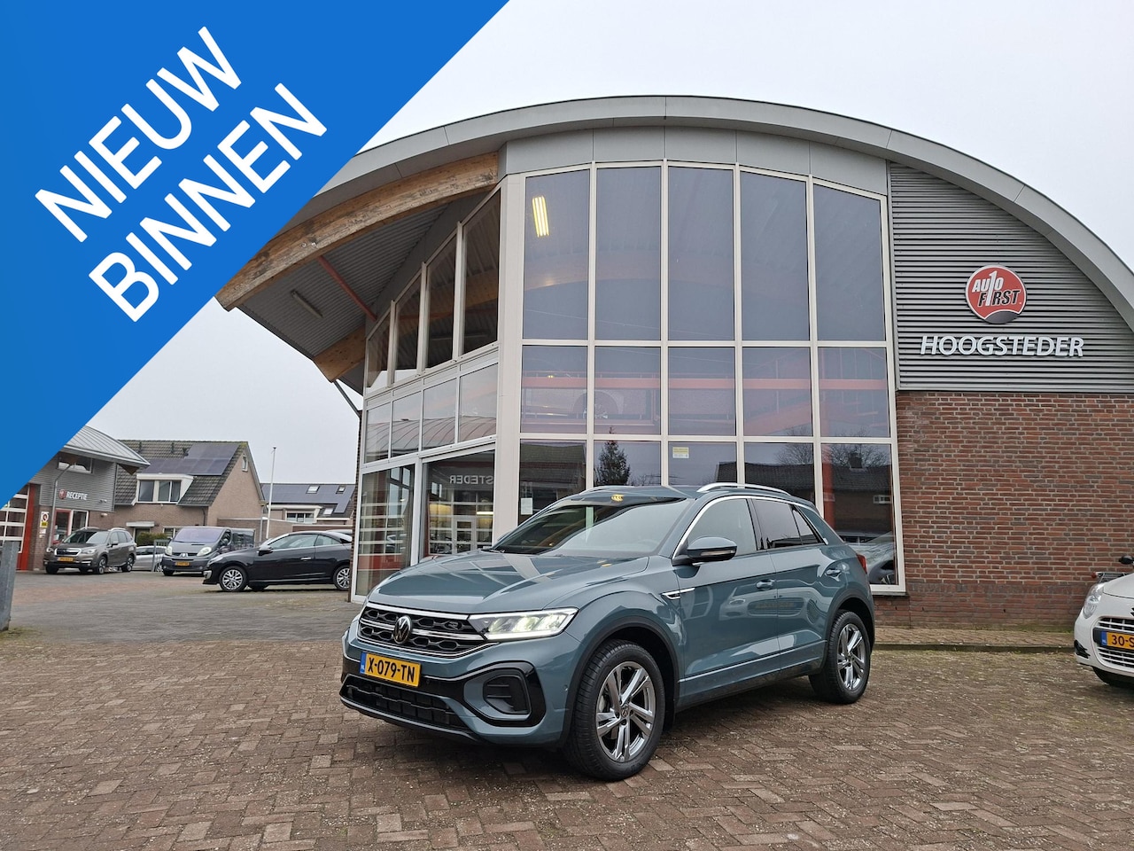 Volkswagen T-Roc - 1.5 TSI R-Line 1.5 TSI R-Line, adapt. cruise, trekhaak - AutoWereld.nl