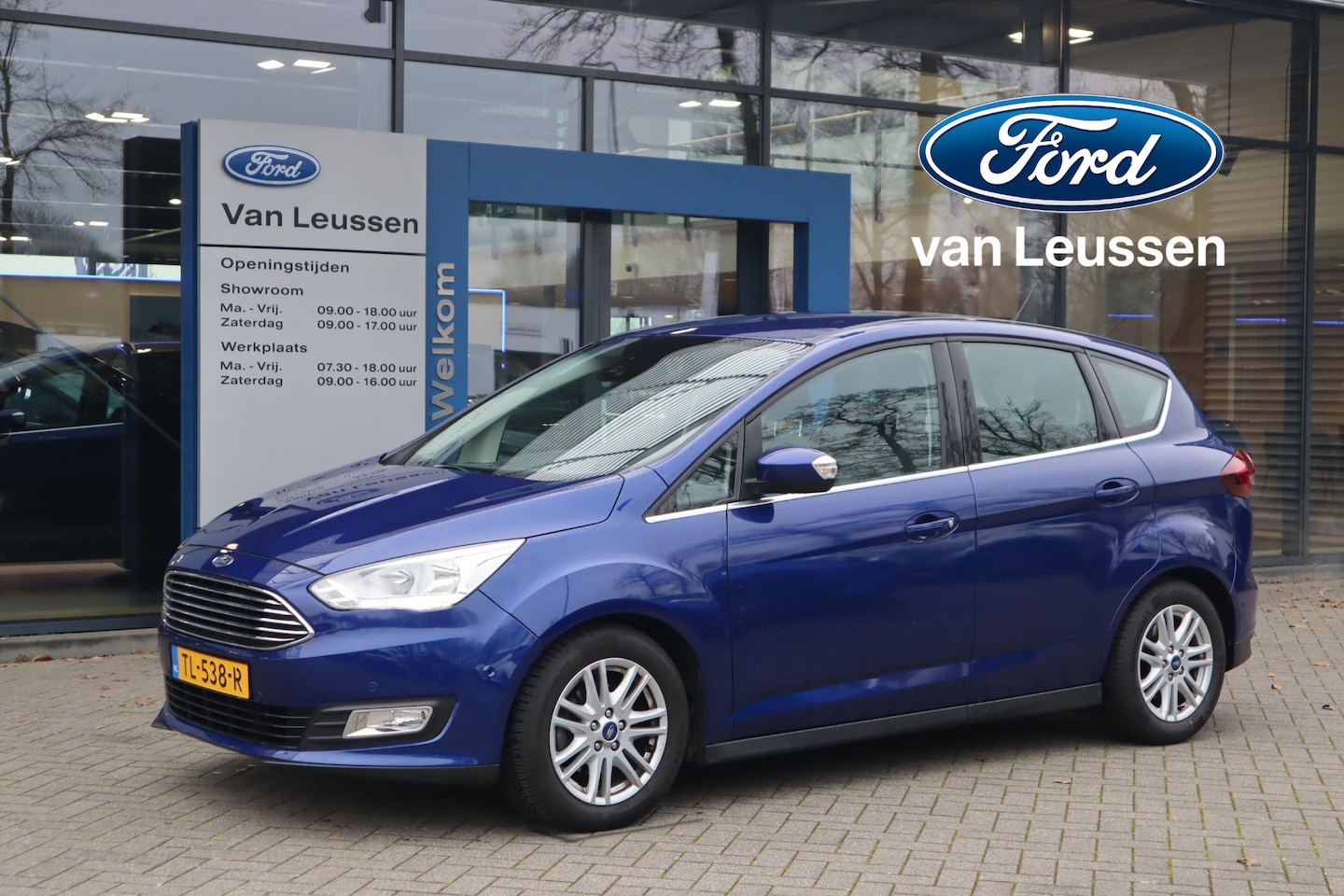 Ford C-Max - 125PK TITANIUM NAVI CAMERA P-SENSOREN CLIMA KEYLESS LM-VELGEN NIEUWE-DISTR-RIEM! - AutoWereld.nl