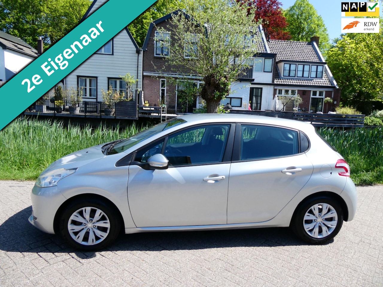 Peugeot 208 - 1.2 VTi 5-deurs Airco Cruise 142.000km 2e eig. Zuinig A-Label - AutoWereld.nl