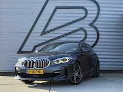 BMW 1-serie - 118i High Executive Edition M-Pakket, 2e Eigenaar, Navi, Leder, Stoelverwarming, PDC, N.A,
