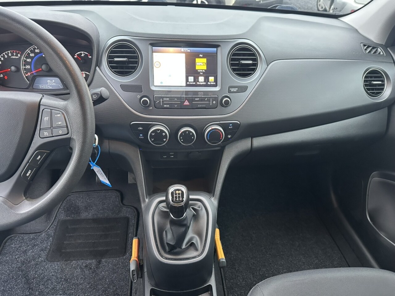 Hyundai i10 - 1.0i Comfort Airco/Cruise-Control/Navigatie