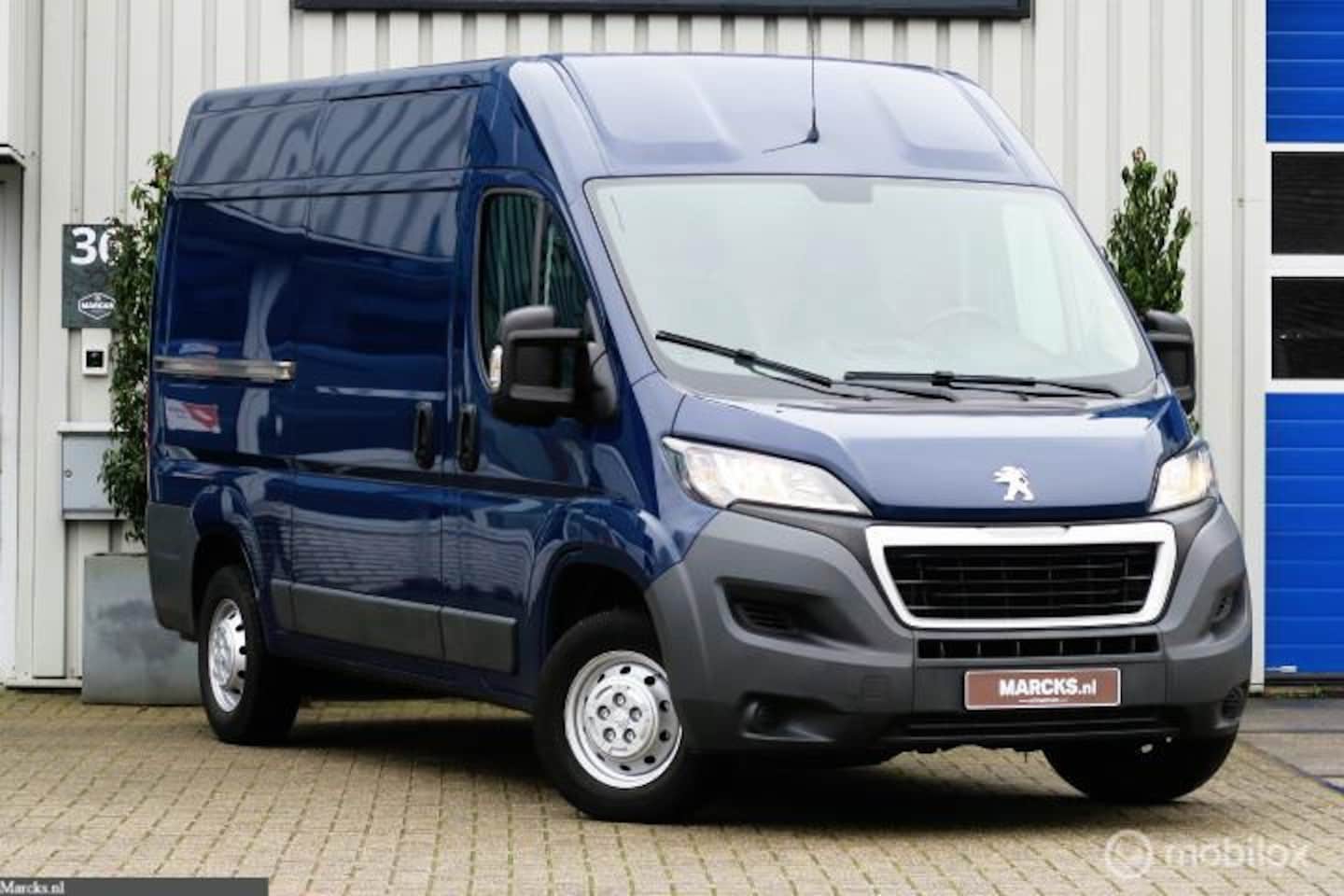 Peugeot Boxer - Bestel 330 2.0 HDI L2H2 Apple Carplay/AndroidAuto - AutoWereld.nl