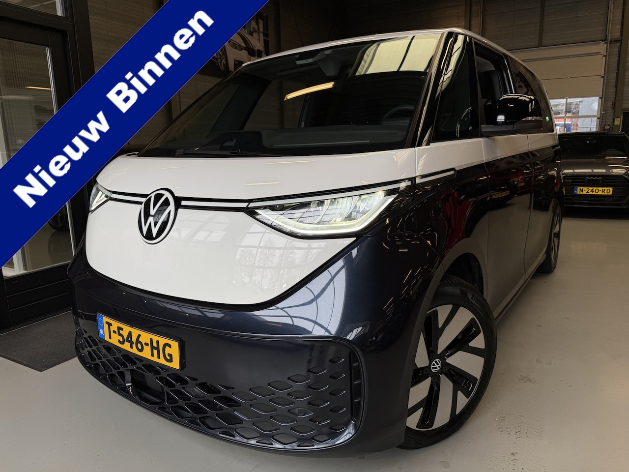 Volkswagen ID. Buzz - 1st 77kWh Cruise, Carplay, Dubbele schuifdeur - AutoWereld.nl