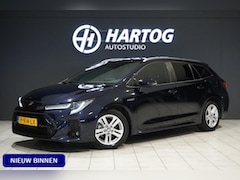Toyota Corolla - 1.8 Hybrid Style + DODEHOEK / STUURVERWARMING / VOORRUITVERWARMING