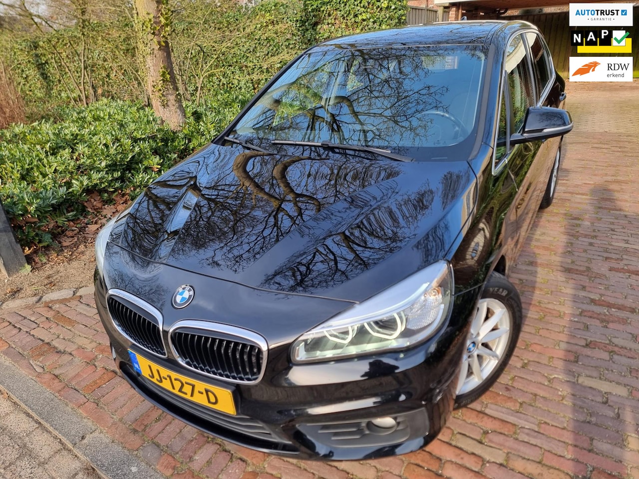 BMW 2-serie Active Tourer - 214d Executive TRACES OF USE! - AutoWereld.nl