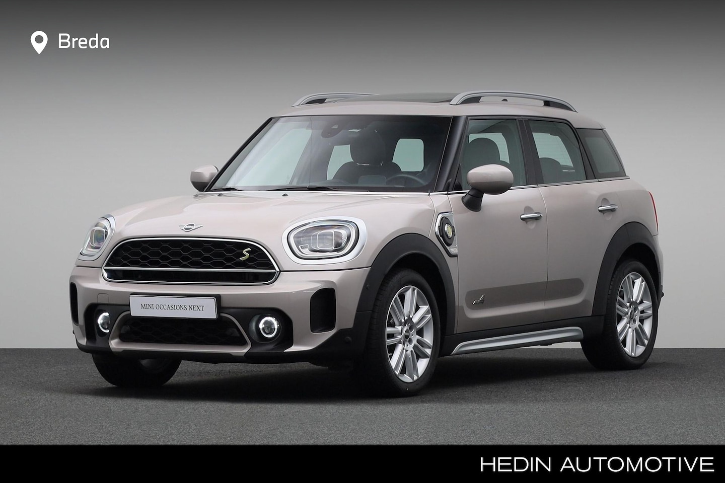 MINI Countryman - 1.5 Cooper SE ALL4 | Panoramadak | Stoelverwarming | Head-Up Display | Comfort Access | - AutoWereld.nl