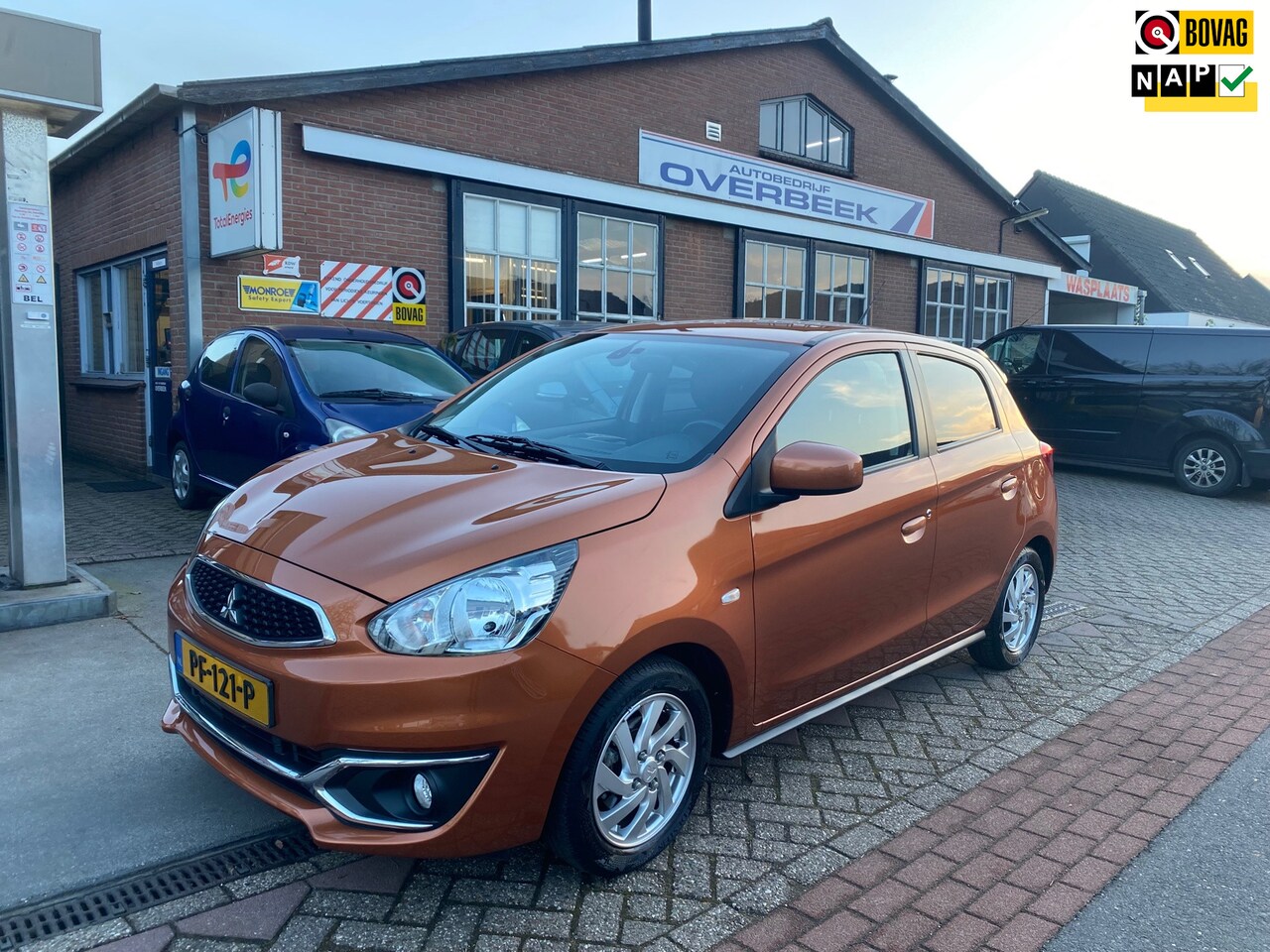 MITSUBISHI SPACE STAR