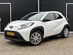 Toyota Aygo X - 1.0 VVT-i MT Play | Airco | Achteruitrijcamera | Carplay | NL-auto