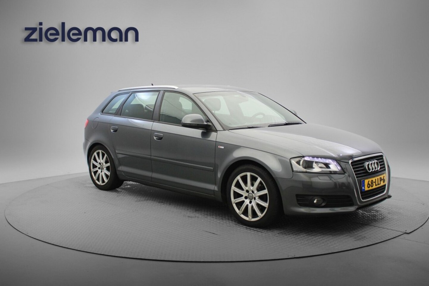 Audi A3 - 1.4 TFSI S-Edition Automaat - Navi, Cruise, Clima, Half Leer - AutoWereld.nl