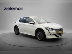 Peugeot e-208 - Allure 50 kWh - Digital Cockpit, Carplay, Navi, Cruise, Half Leer, Camera