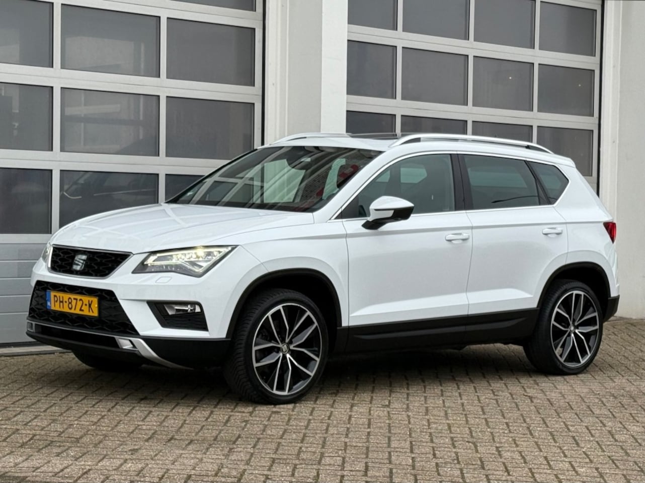 SEAT Ateca - 1.4 TSI 150PK Xcellence Aut. Navi Camera Pano Keurige auto! - AutoWereld.nl