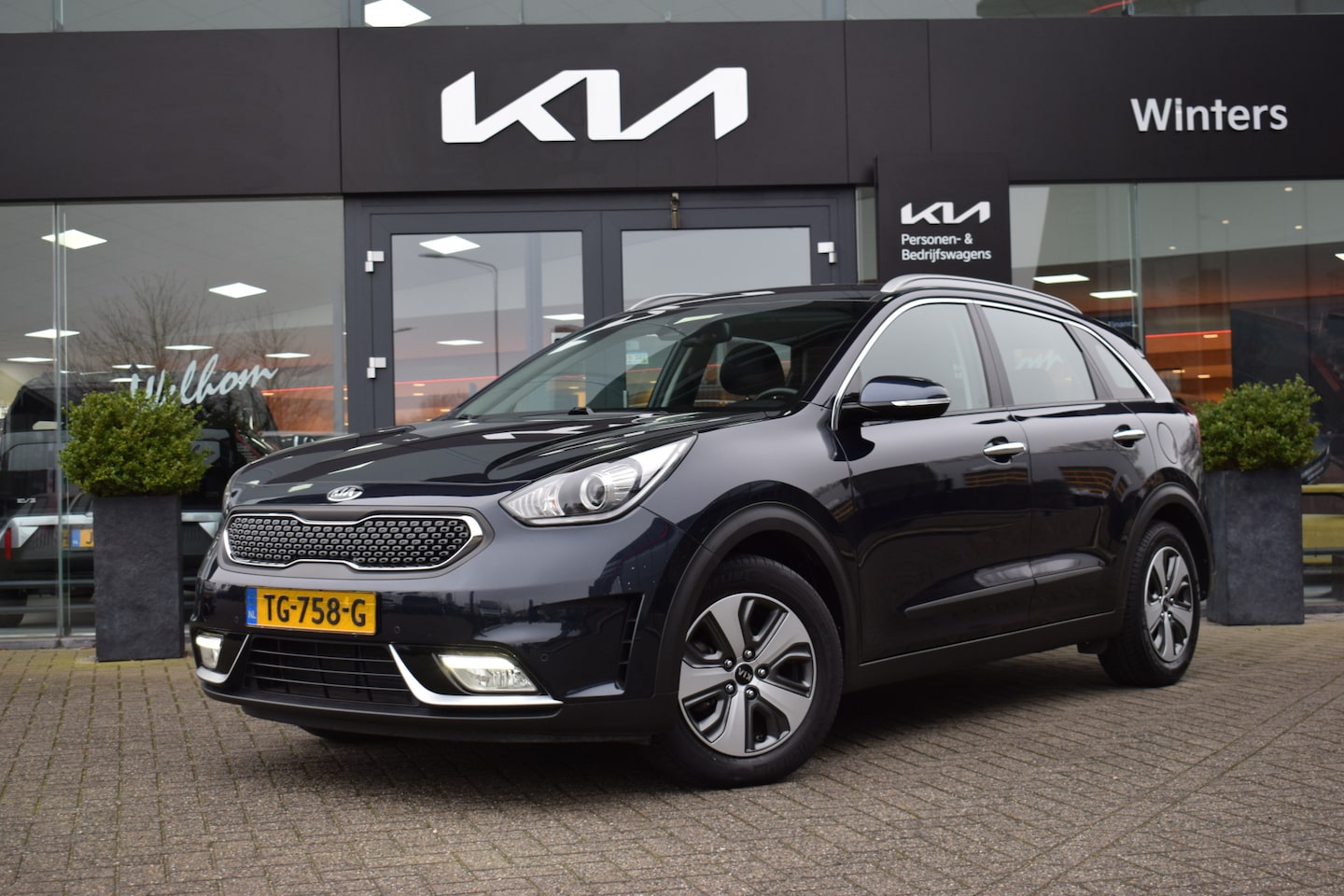 Kia Niro - 1.6 GDi Hybrid DynamicLine | Navigatie | Camera | Cruise Control | Climate Control | Tot 1 - AutoWereld.nl