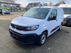 Opel Combo - L1 1.5D 100pk | Betimmering | Achteruitrijcamera | Navigatie by App | Cruise Control | Air