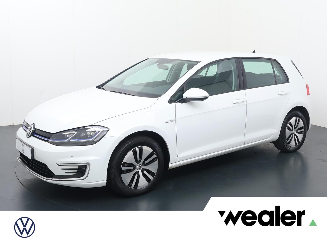 Volkswagen e-Golf - E-DITION | 136 PK | SoH 89% |  Adaptive cruise control | Climate control | Apple Carplay/A - AutoWereld.nl
