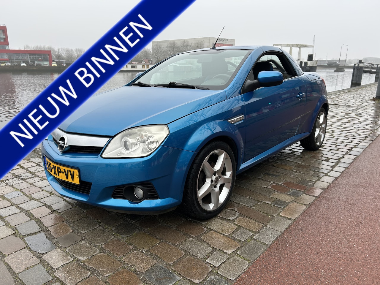 Opel Tigra TwinTop - 1.4-16V Rhythm 77.000 km airco KEURIGE AUTO - AutoWereld.nl