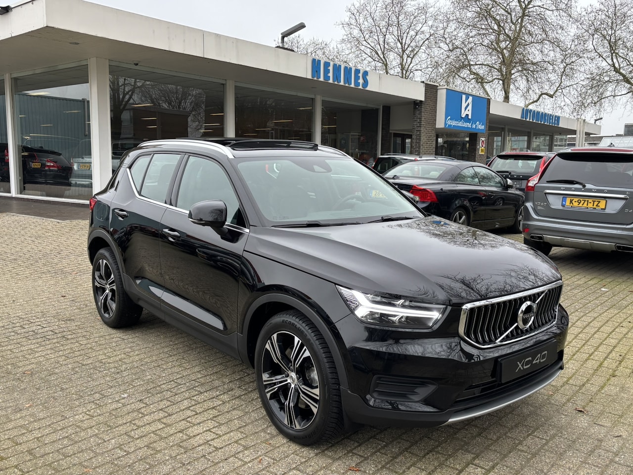 Volvo XC40 - T4 211pk Recharge Inscription Pano 360 ACC Keyless - AutoWereld.nl