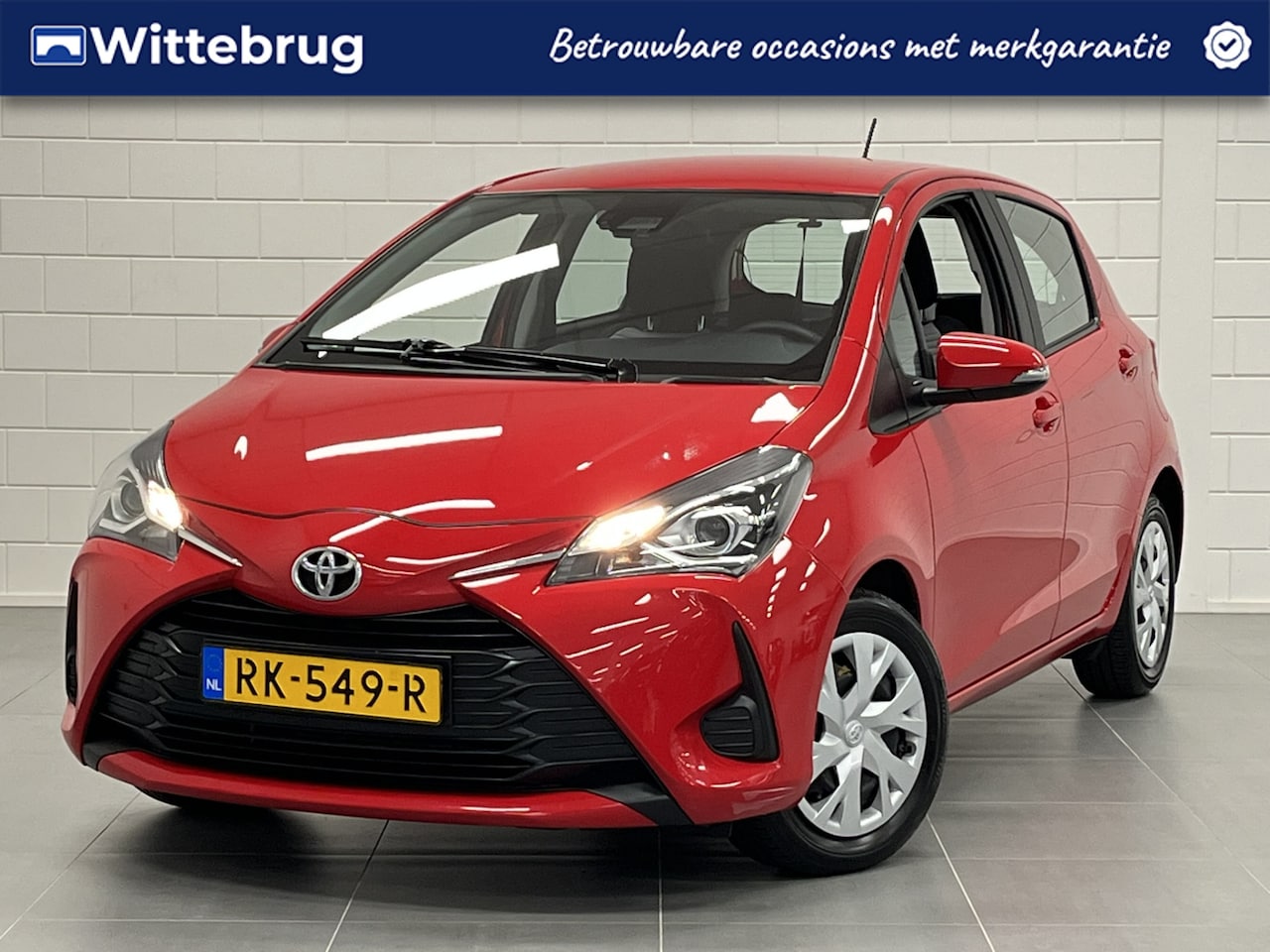 Toyota Yaris - 1.5 VVT-i Aspiration PARKEERCAMERA | TOUCH SCREEN | CLIMATE CONTROL | CRUISE CONTROL - AutoWereld.nl