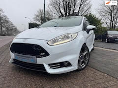 Ford Fiesta - 1.6 ST A-C Elek Pakket Navi Lmv Camera