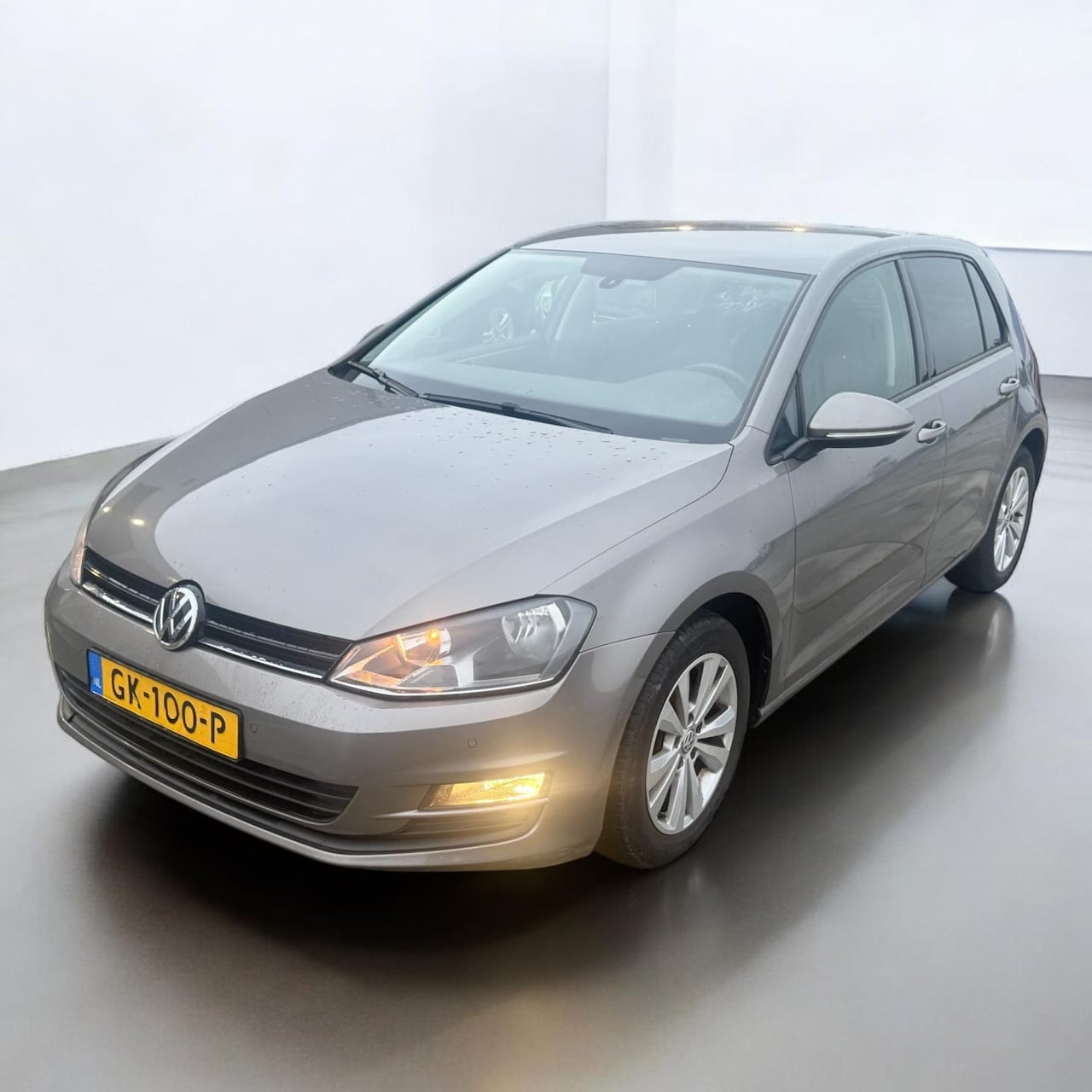 Volkswagen Golf - 1.6 TDI eerste eigenaar en dealer onderhouden - AutoWereld.nl