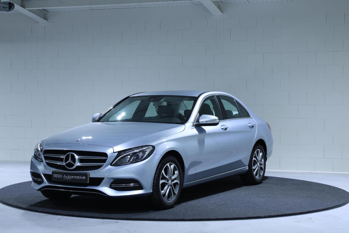 Mercedes-Benz C-klasse - 180 Lease Edition | Parkeersensoren v/a | Cruise control - AutoWereld.nl