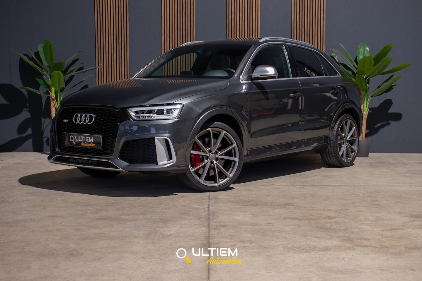 Audi Q3 - 2.5 TFSI RS Q3 quattro Pro Line Plus | LED*PANO - AutoWereld.nl