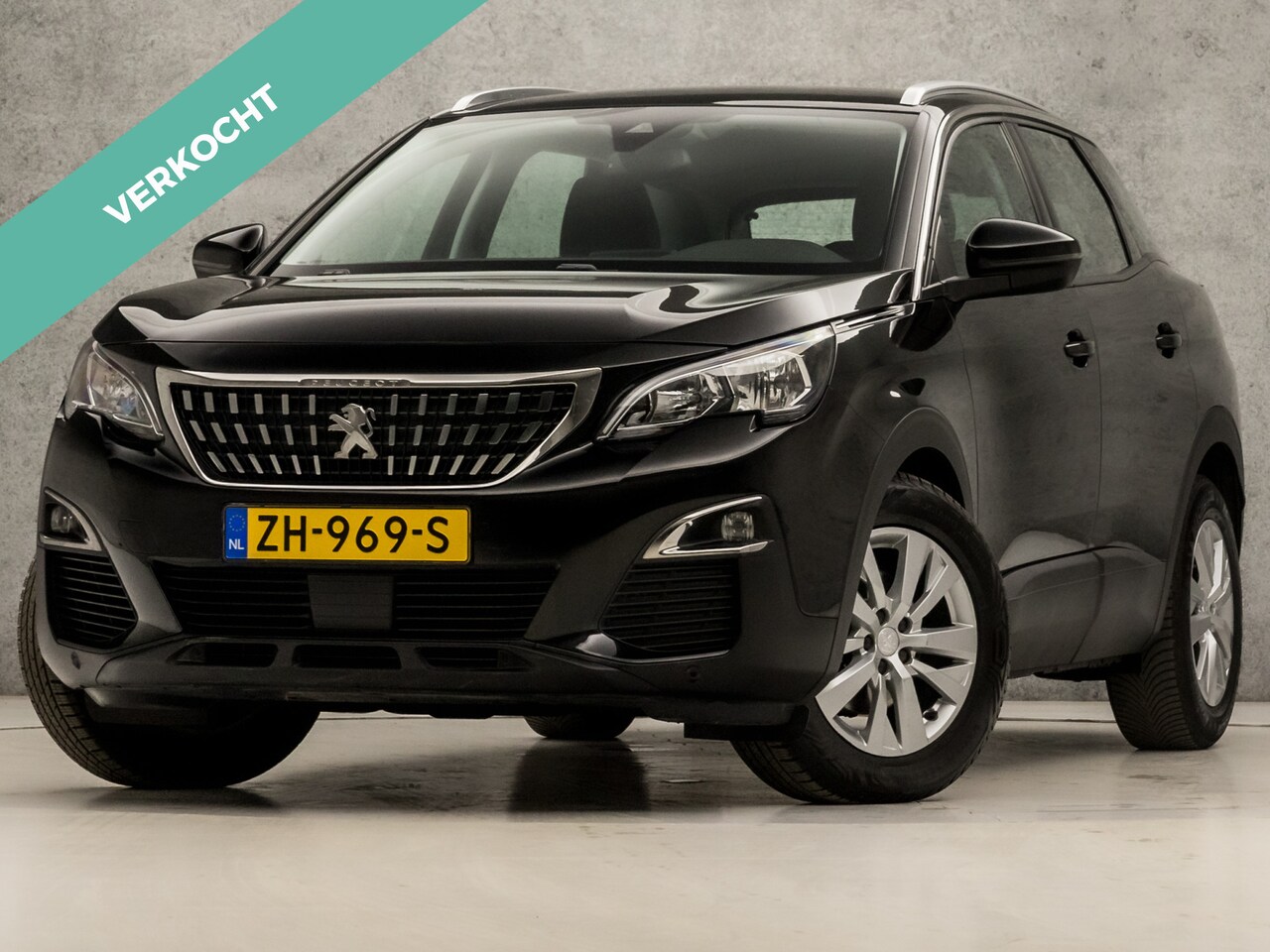 Peugeot 3008 - 1.2 PureTech Sport Automaat (APPLE CARPLAY, GROOT NAVI, LEDER, PARKEERSENSOREN, SPORTSTOEL - AutoWereld.nl