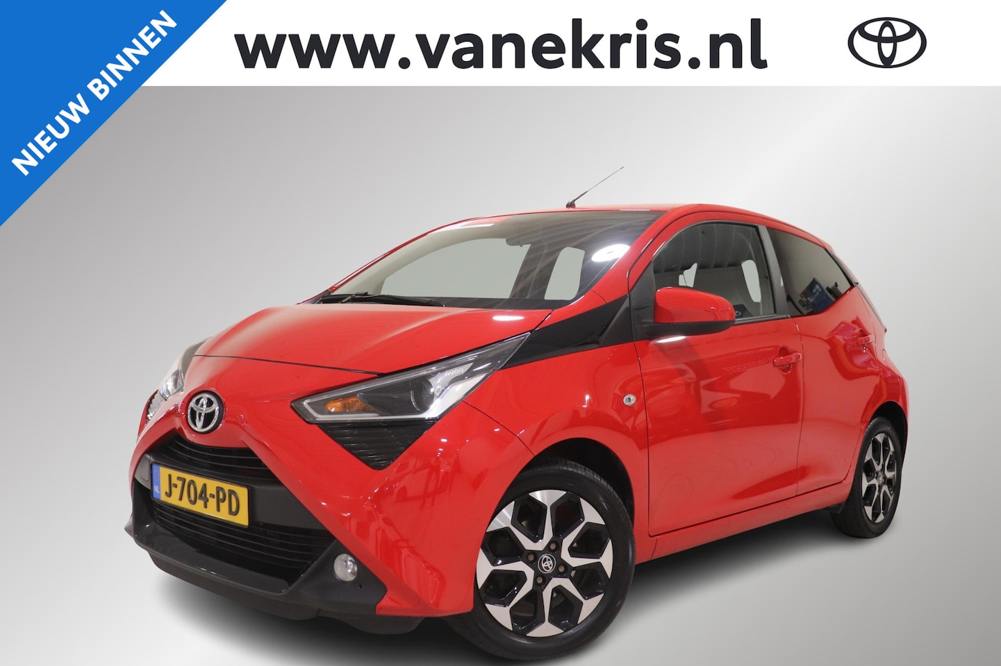 Toyota Aygo - 1.0 VVT-i x-joy 1.0 VVT-i X-Joy, Climate Control, Camera, Apple Carplay / Android Auto, L.M. Velgen - AutoWereld.nl