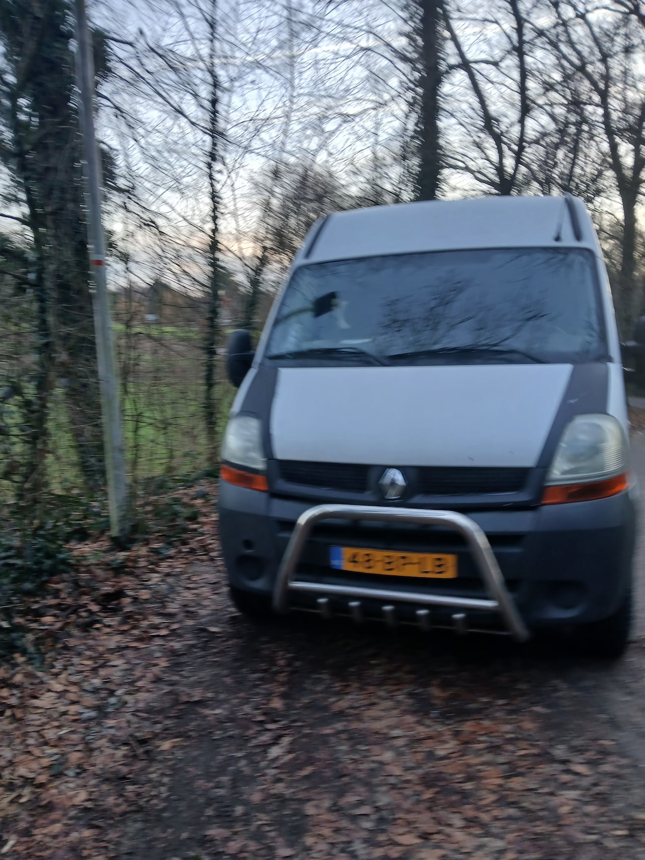 Renault Master - T33 2.5dCi L2 H2 6 bak ,airco cr ontole ,trekh gechipt - AutoWereld.nl