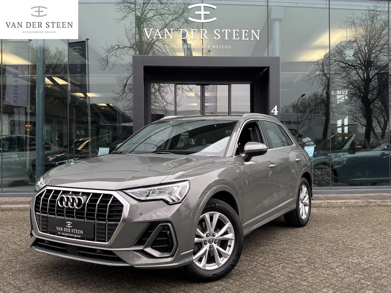 Audi Q3 - 35 TFSI S Line 1e Eigenaar | Elektrische Trekhaak | Dealer Onderhouden - AutoWereld.nl