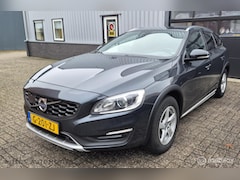 Volvo V60 Cross Country - 2.0 D3 Summum