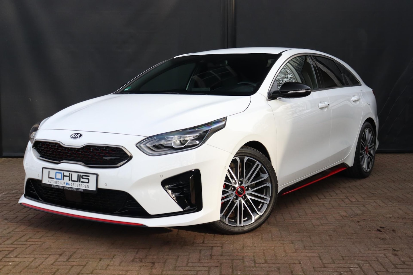 Kia Pro cee'd - 1.6 T-GDI GT | CARPLAY | KEYLESS | STUURVERWARMING - AutoWereld.nl