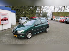 Peugeot 206 - 1.4 Gentry