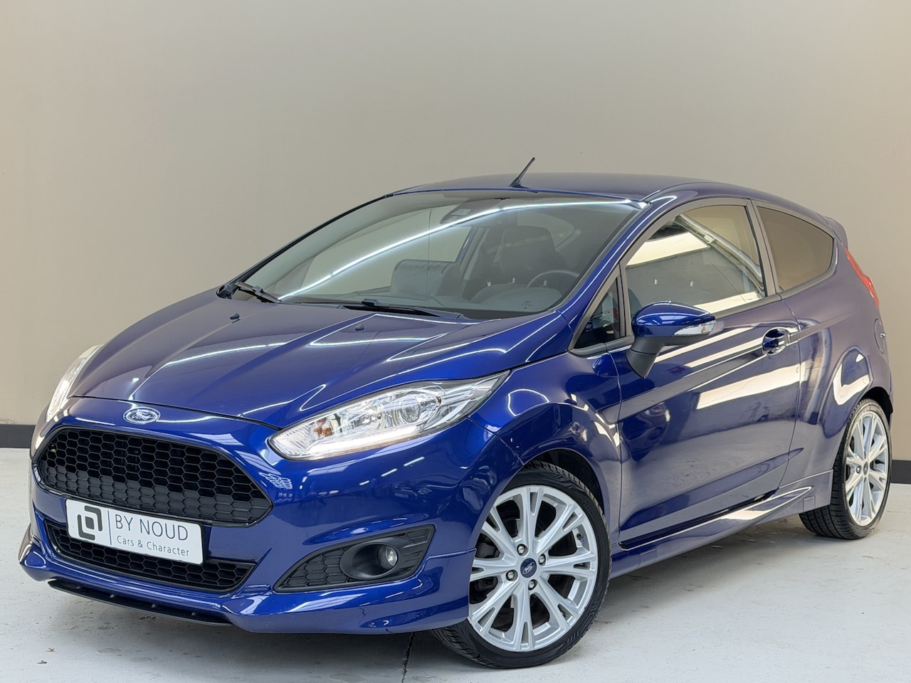 Ford Fiesta - 1.0 EcoBoost Sport 1.0 EcoBoost Sport, 125Pk, 2015, Origineel Nederlands, Nieuwe riem, Apple carplay, Climate - AutoWereld.nl