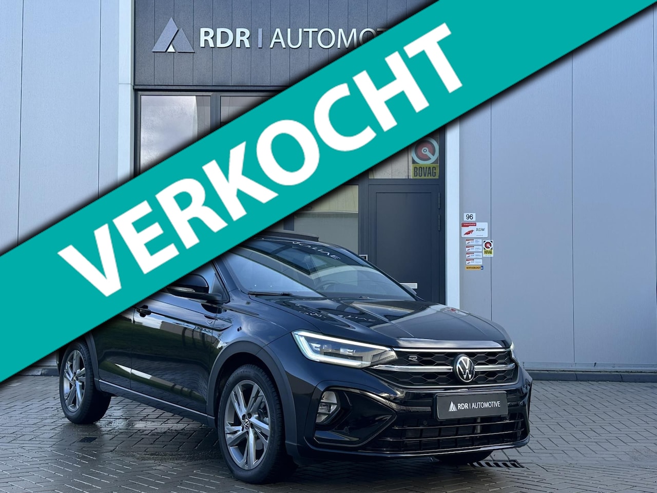 Volkswagen Taigo - 1.5 TSI / R Line / Pano - AutoWereld.nl