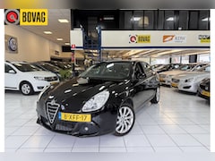 Alfa Romeo Giulietta - 1.4 T Distinctive Bovag Garantie Airco